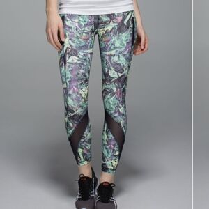Lululemon Inspire Tight II *Full-On Luxtreme (Mesh) Iridescent Multi/Naval Blue